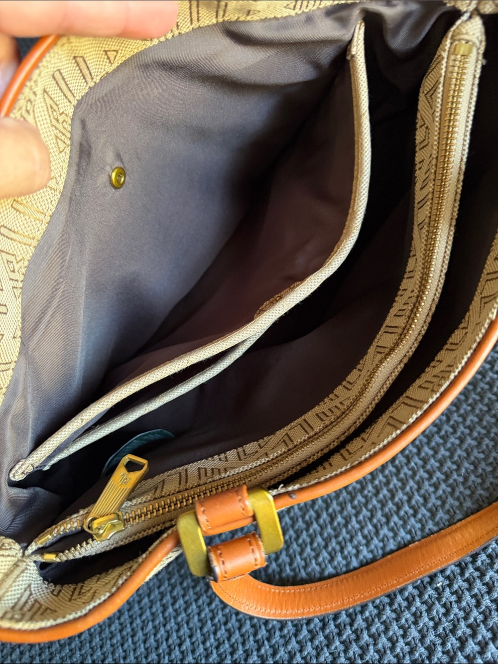 Polo by Ralph Lauren Beige Canvas Tote with light briwn Trim and Gold Hardware - Picture 7 of 12